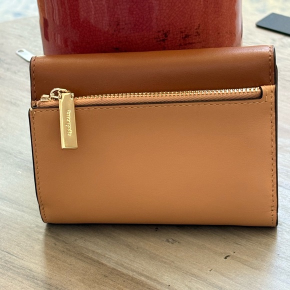 Kate Spade Reegan small shoulder bag and medium wallet in tiramisu mousse. - Picture 9 of 11